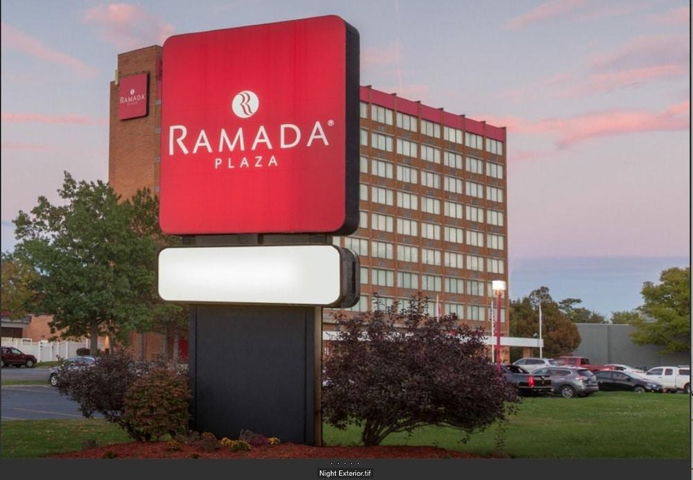 Ramada Plaza By Wyndham Albany Hotel Exterior foto
